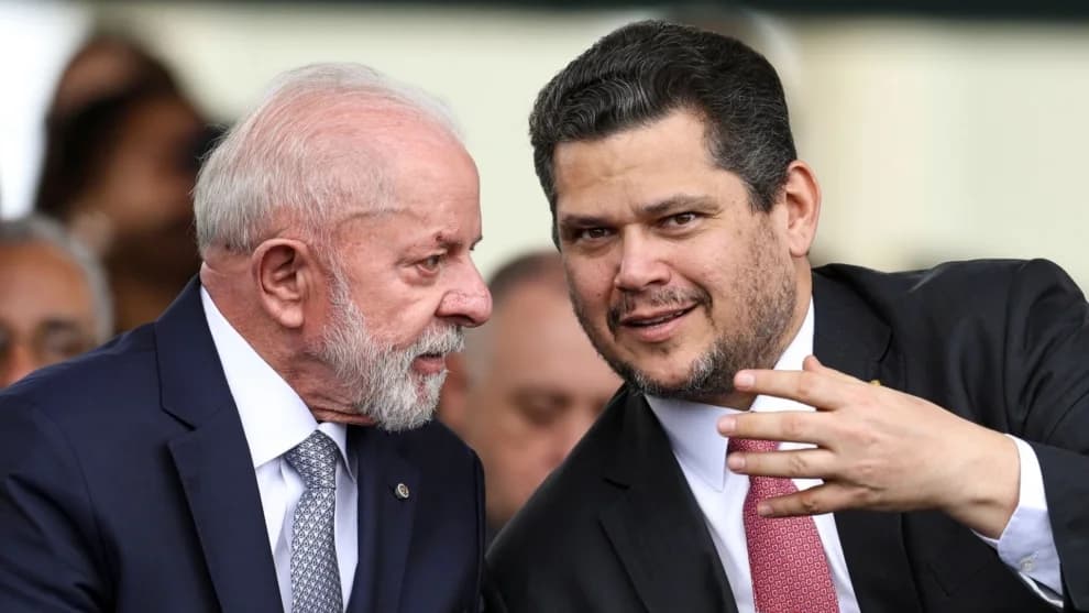 Briga de Lula e Alcolumbre trava Congresso e adia PEC da Segurança e fim da 6×1
