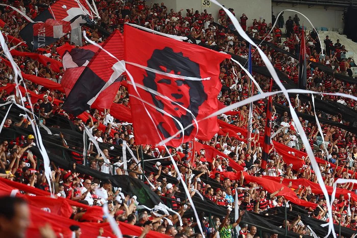Flamengo segue como a maior torcida do Brasil, aponta Datafolha