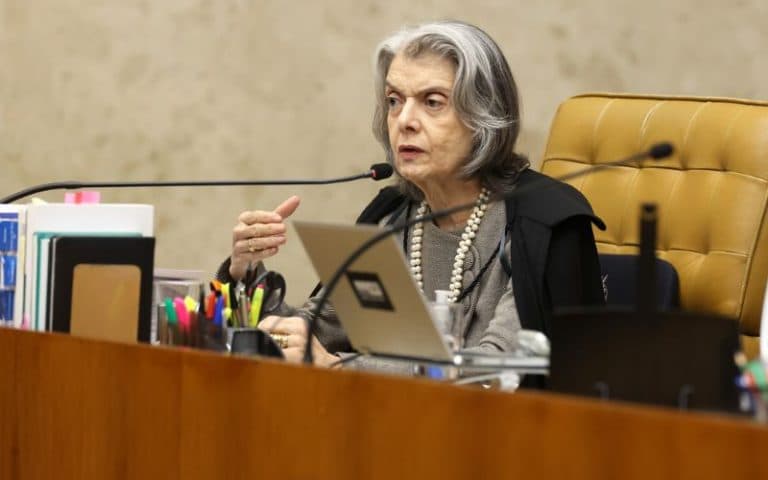 Cármen Lúcia destaca modelo de Manaus para agilizar proteção a mulheres vítimas de violência