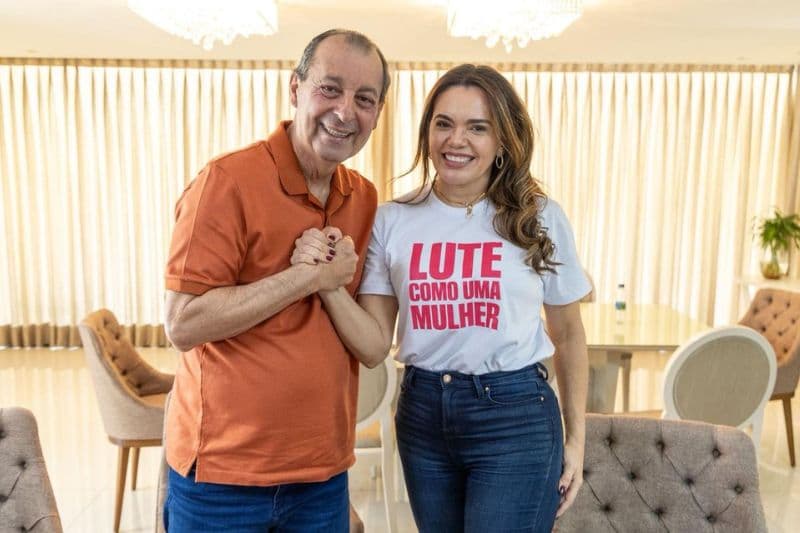 Quem é Alessandra Campelo? Jornalista, policial civil e deputada que disputa a vice-governadoria do AM