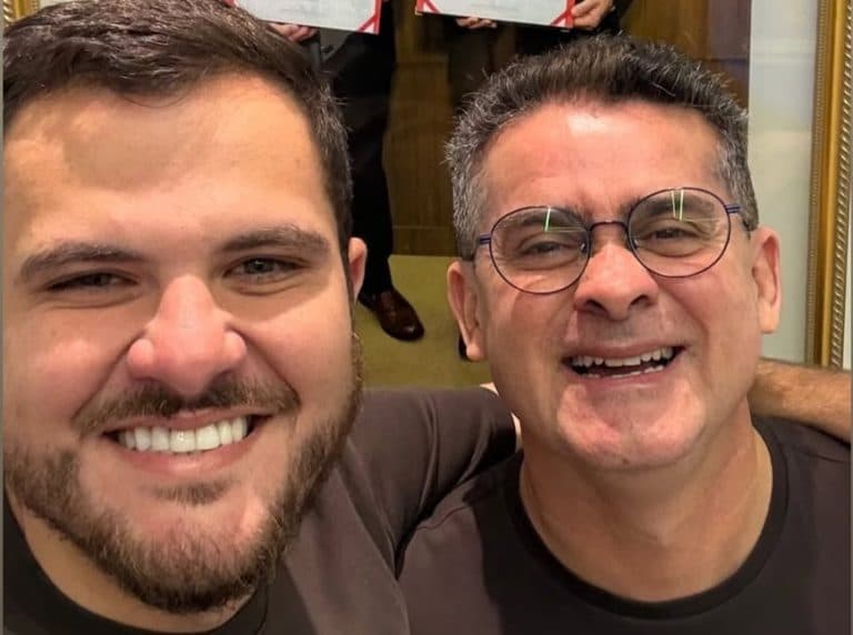 A foto que pode antecipar os próximos passos de David Almeida e Renato Júnior