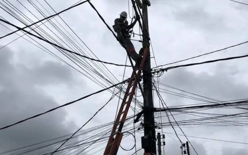 Desligamento de energia afeta bairros de Manaus neste domingo; veja horários e locais