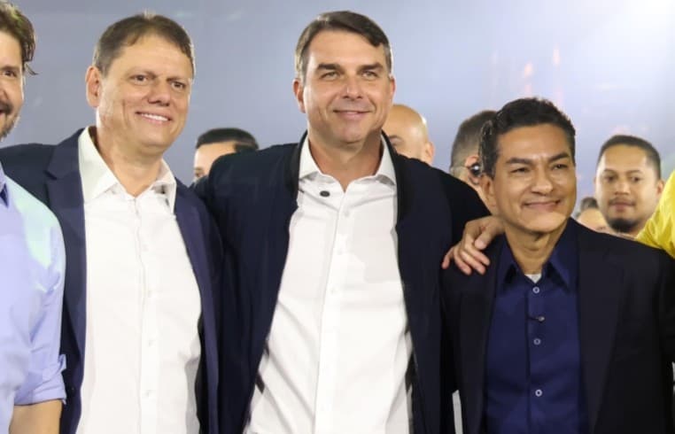 Republicanos diz não a Flávio Bolsonaro e mantém neutralidade