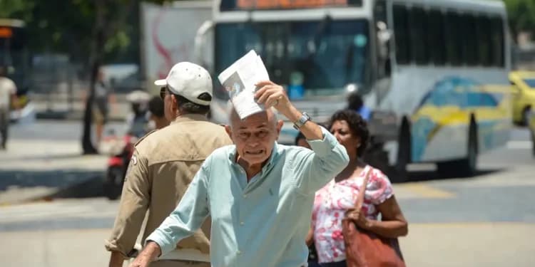 Manaus tem dia mais quente do ano com 35,4°C, diz Inmet