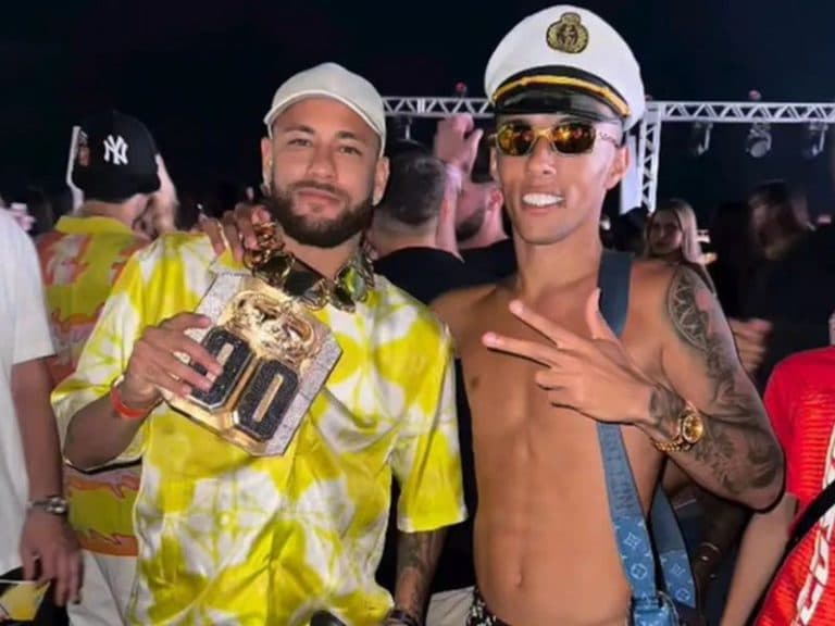 Colar de R$ 2 milhões dado a Neymar leva polícia a rede de receptação de joias