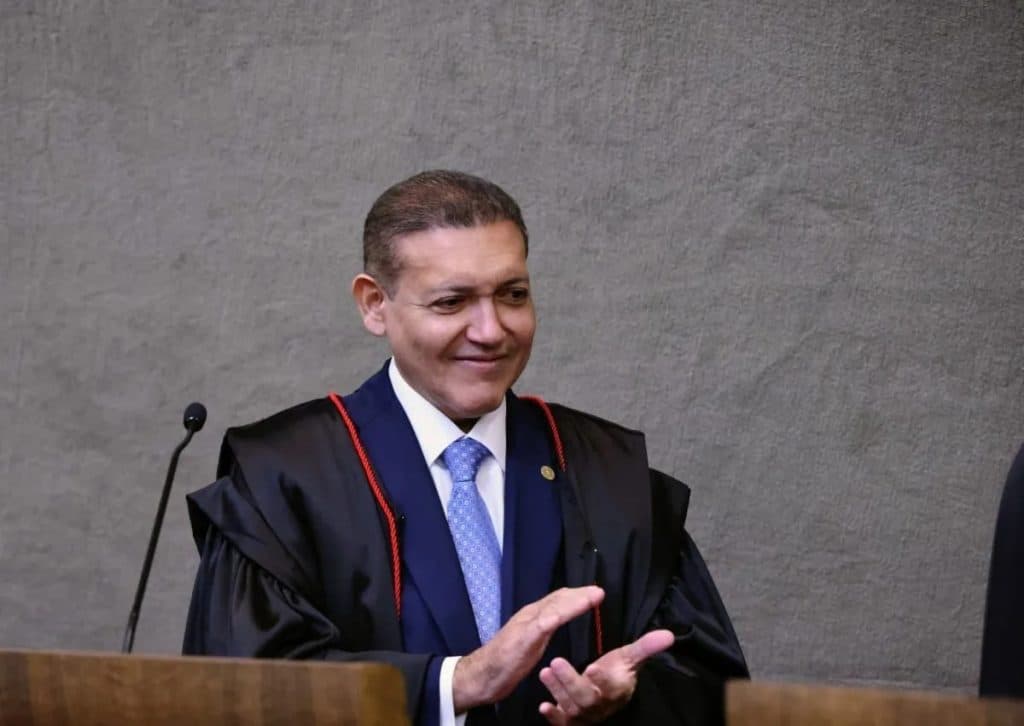Presidente do TSE defende segurança das urnas eletrônicas