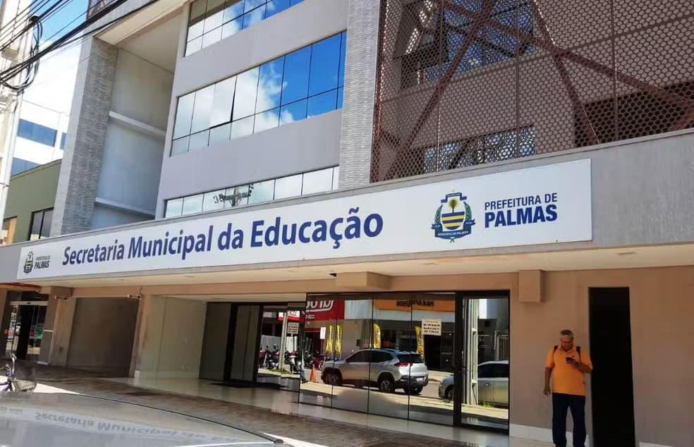 Educação de Palmas prevê R$ 1,5 mi em aluguel de veículos sem explicar uso