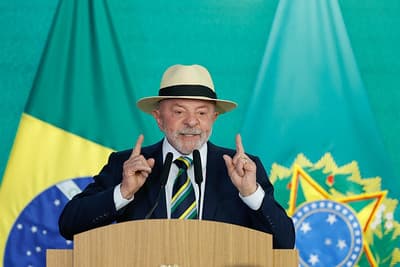 Lula cobra Alcolumbre por adiamento da PEC do 6×1