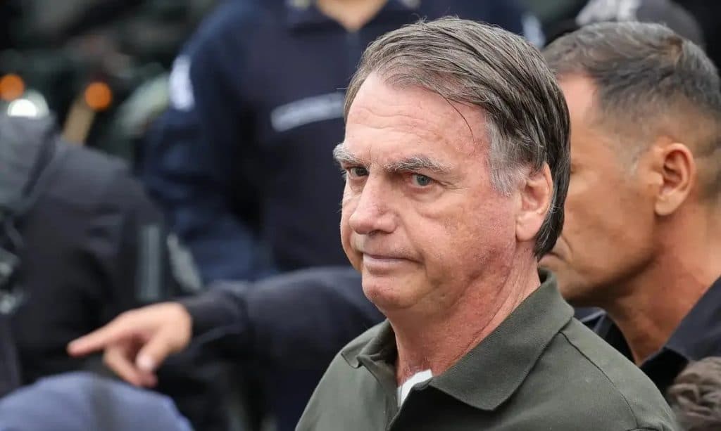 STM avança em ação que pode tirar patente de Bolsonaro