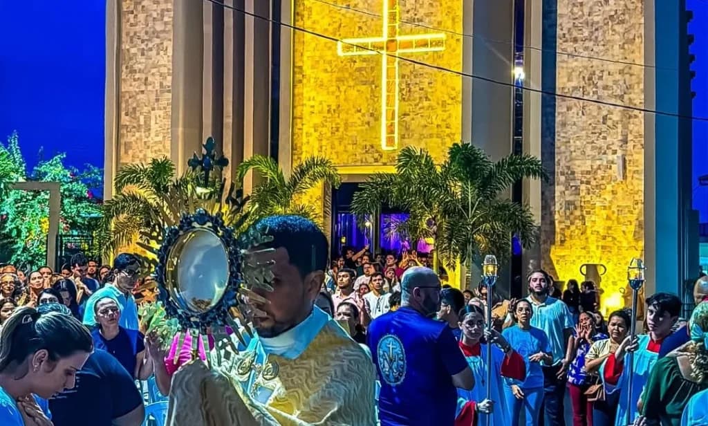 Missa da Madrugada reúne fiéis em Manaus neste sábado (5)