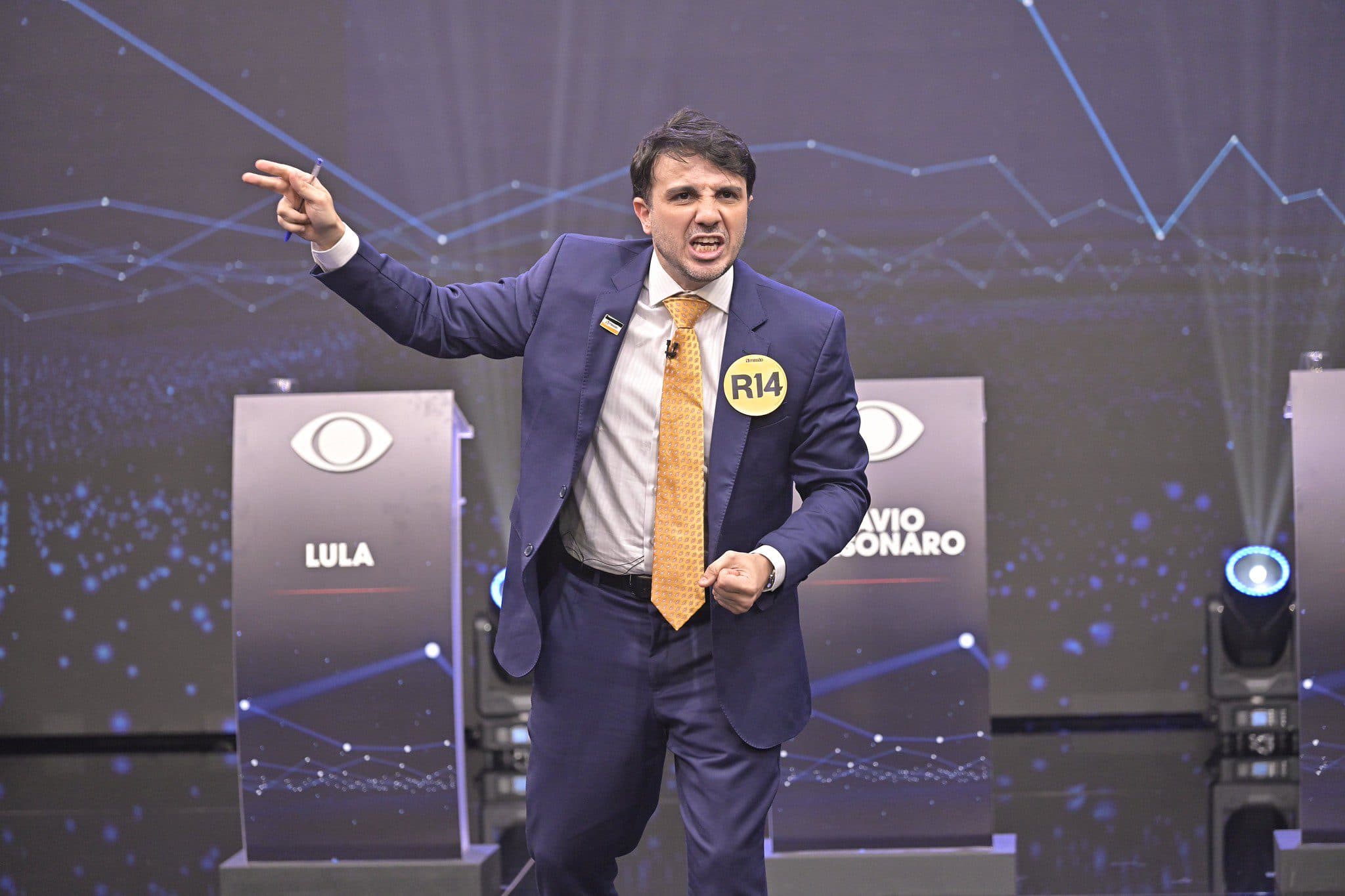 TSE nega pedido de Renan Santos para participar de debate da TV Globo