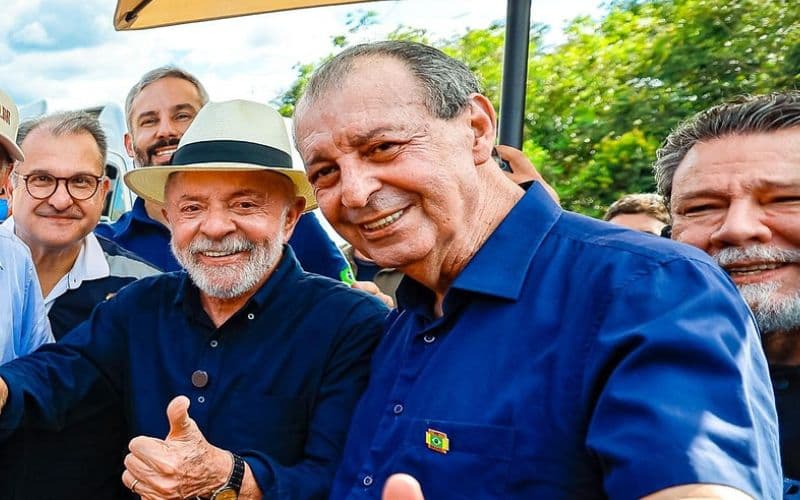 Lula liga para Omar e garante continuidade da BR-319, diz governador eleito