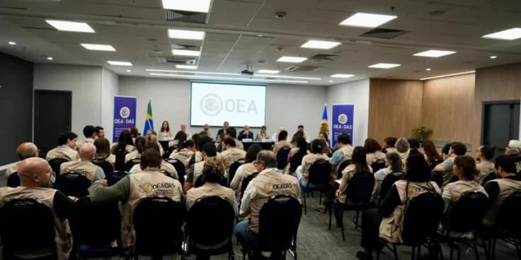 OEA elogia eleições no Brasil, mas alerta para fake news