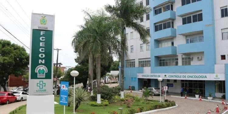Defensoria leva atendimento jurídico a pacientes com câncer em Manaus