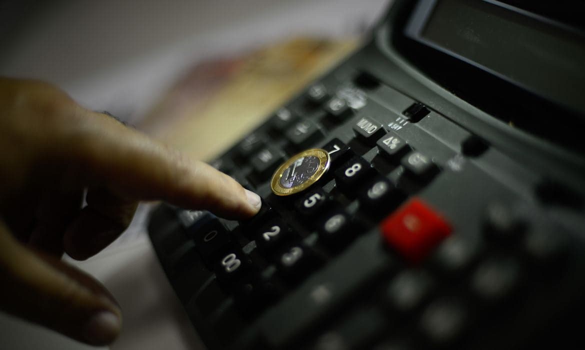 Saque-aniversário do FGTS de 2022 já está disponível; confira o calendário