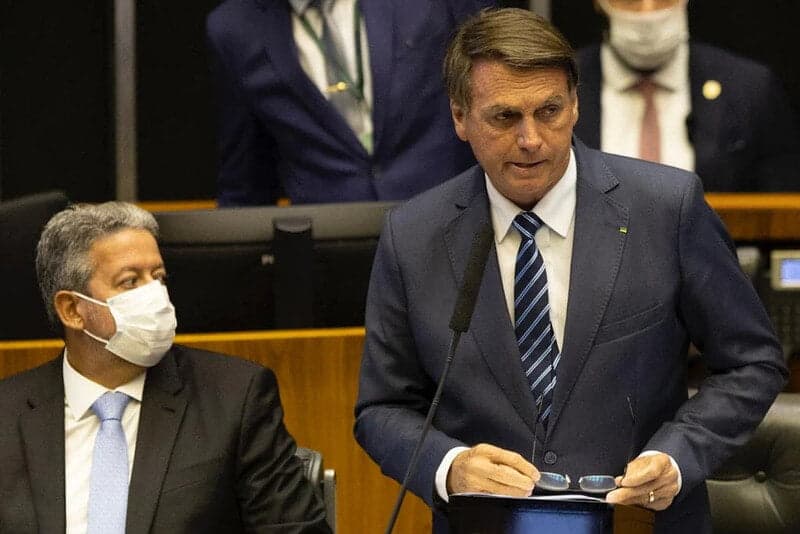 Em discurso no Congresso, Bolsonaro cita projetos prioritários para o governo em 2022