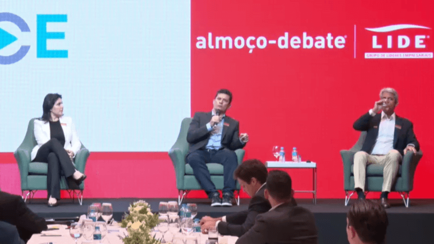 Moro, Tebet e D’Ávila admitem união para construir terceira via em evento para empresários