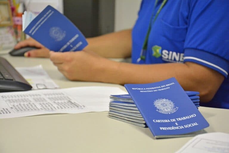Sine Manaus oferta 897 vagas de emprego nesta quarta-feira