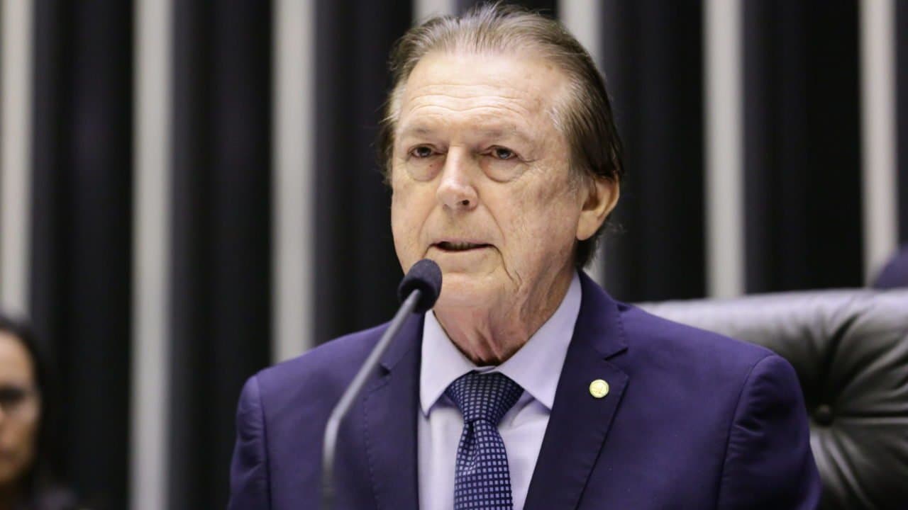 União Brasil deve lançar Luciano Bivar como pré-candidato à Presidência da República