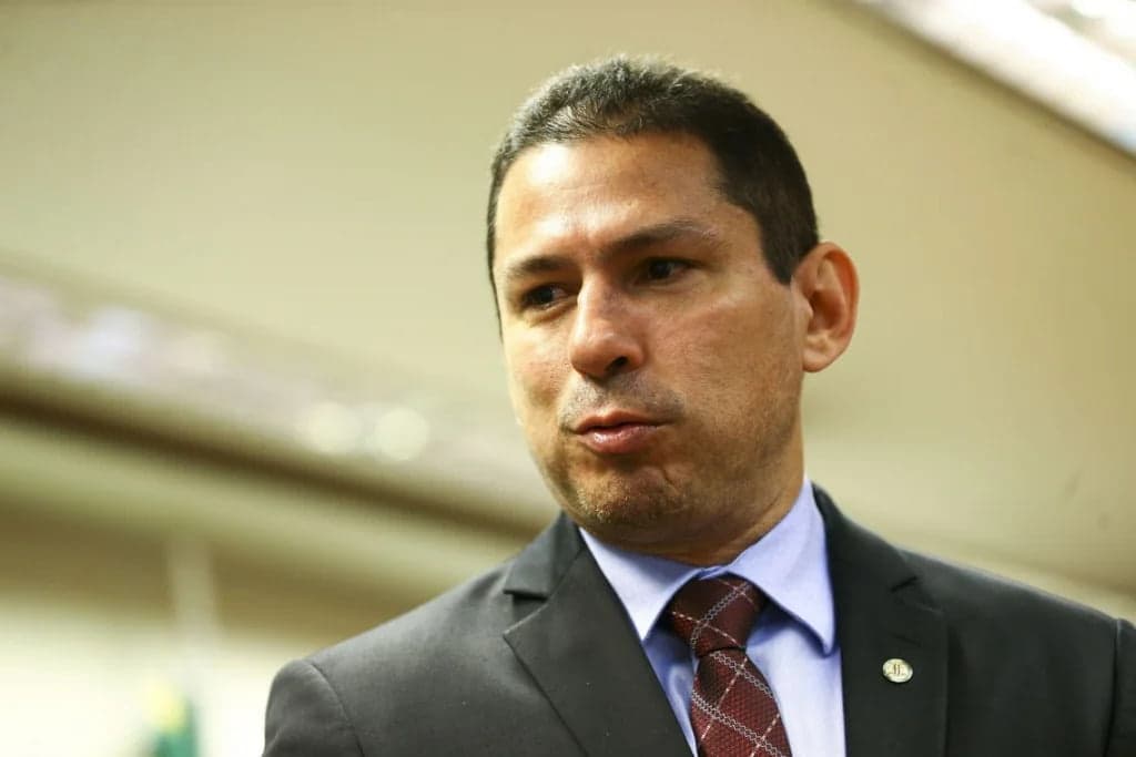 Marcelo Ramos é destituído da vice-presidência da Câmara