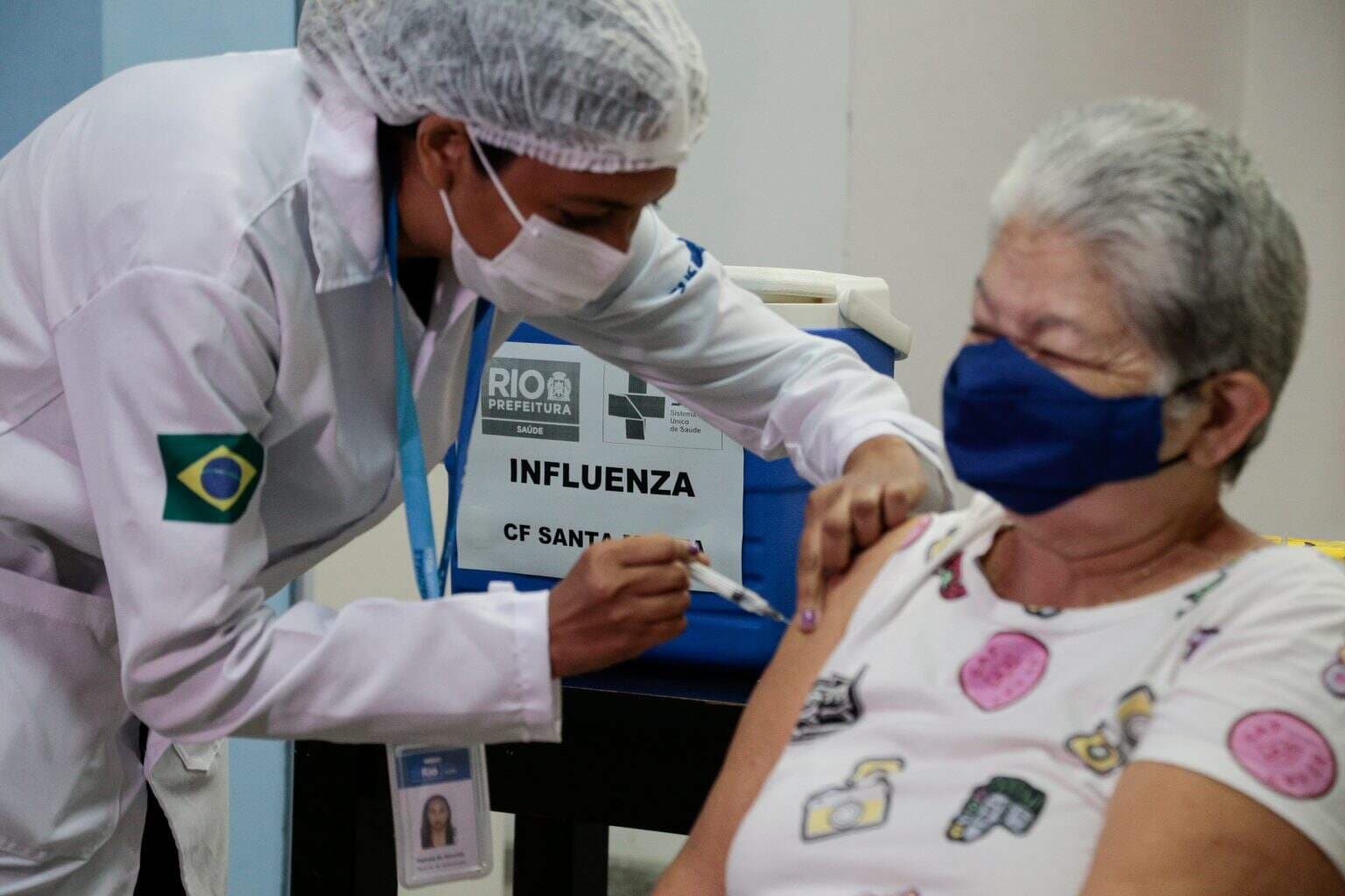 Ministério da Saúde realiza “dia D” de vacinação contra gripe e sarampo