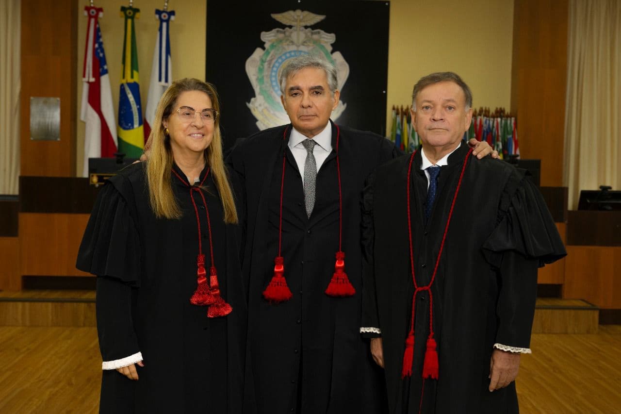 Eleitos por aclamação, novos dirigentes do Tribunal de Justiça do Amazonas