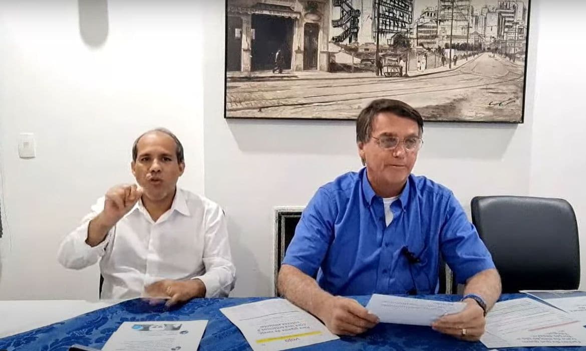 Forças Armadas não vão interferir nas eleições, afirma Bolsonaro