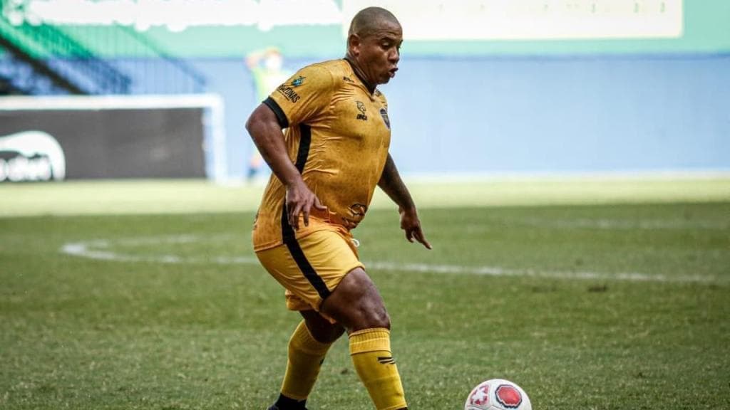 Após duas partidas disputadas, Walter rescinde contrato com Amazonas FC