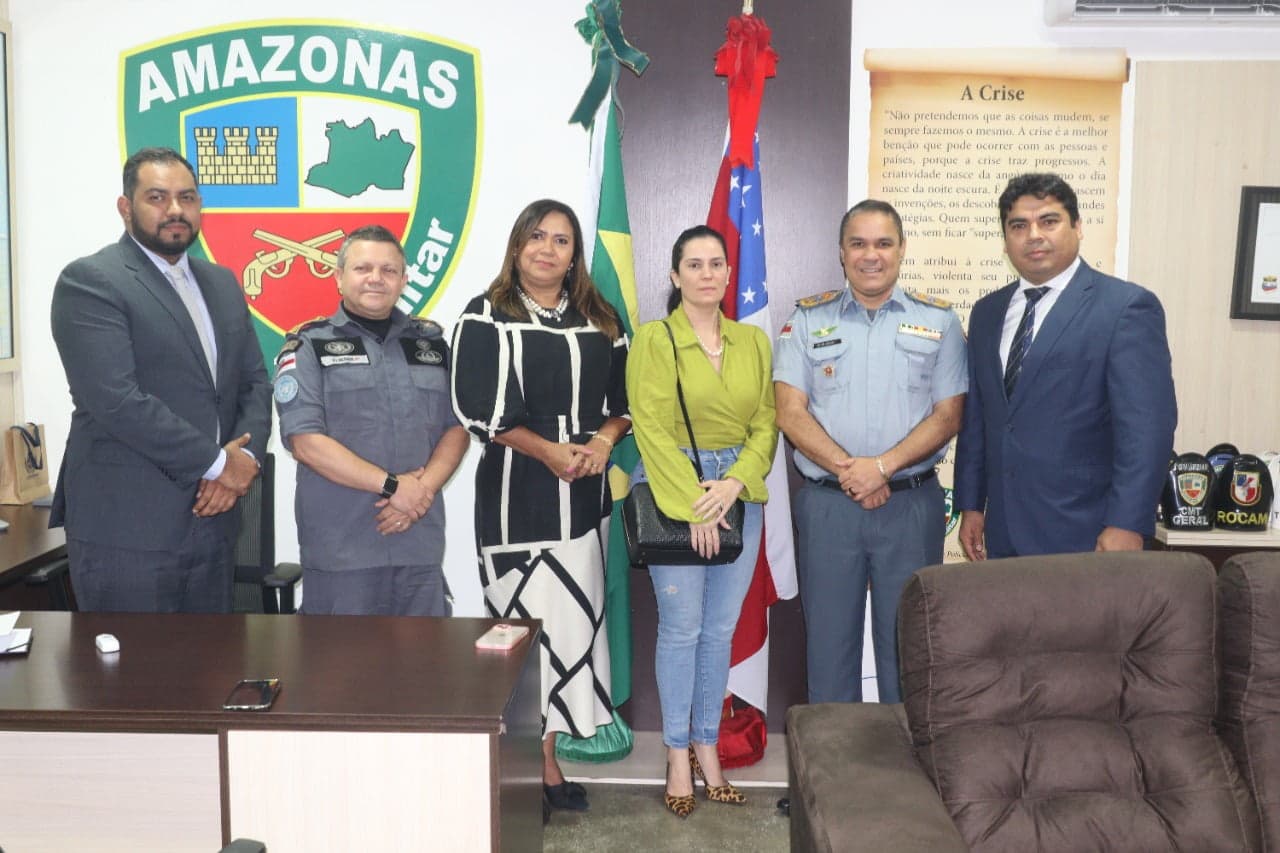 Abracrim-AM apoia advogado impedido de falar com cliente por Capitão da PM