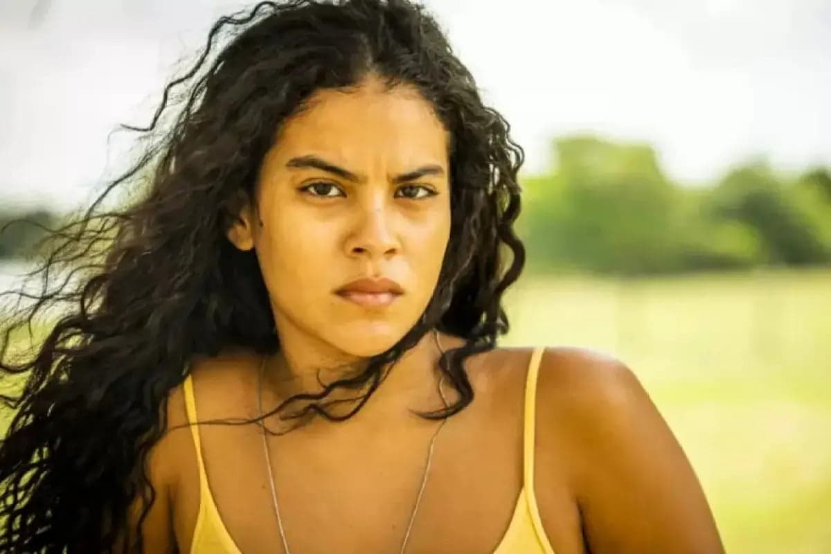 Atriz de “Pantanal” revela que foi mordida na perna por jacaré