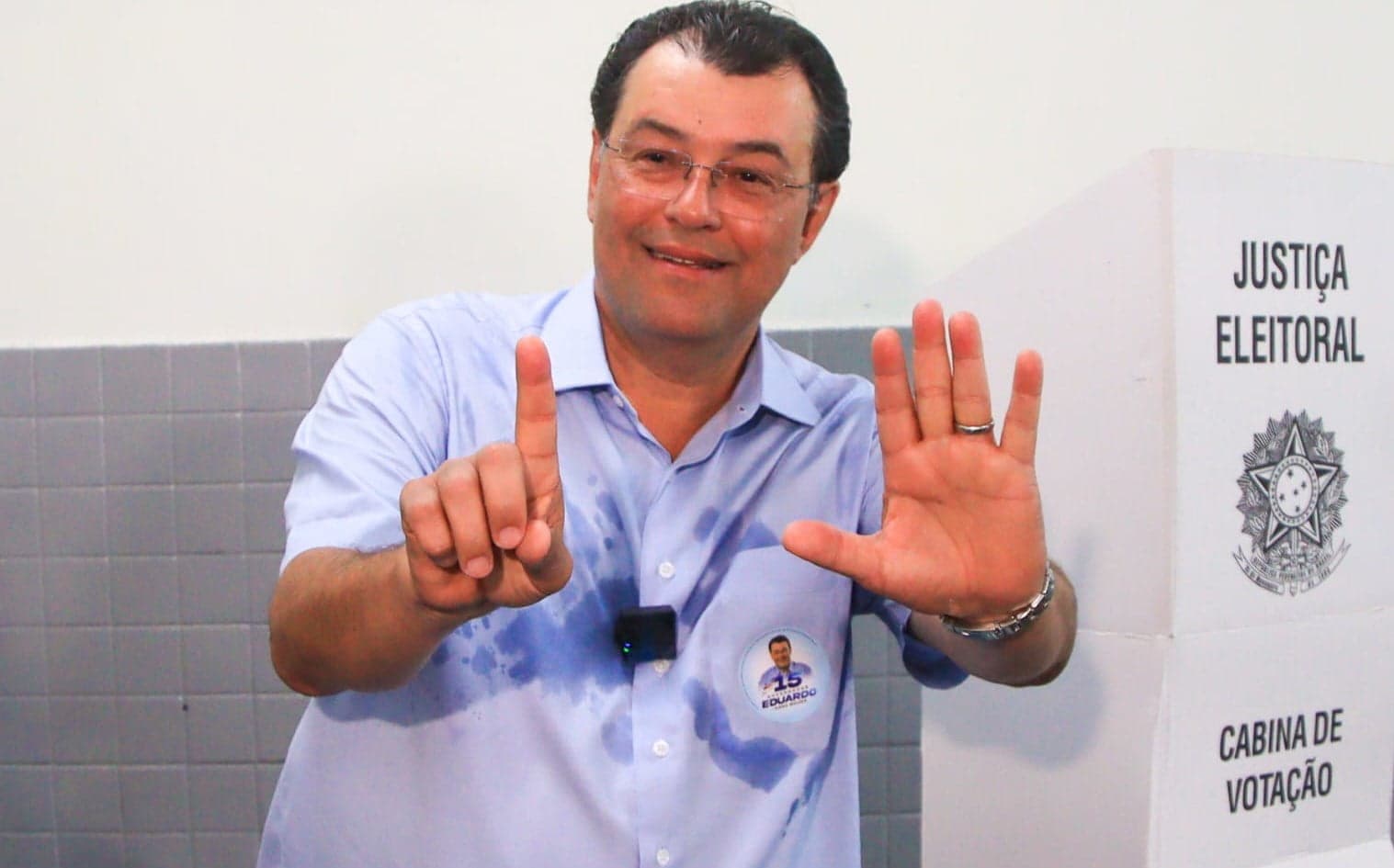 Eduardo Braga vota confiante em vitória de virada