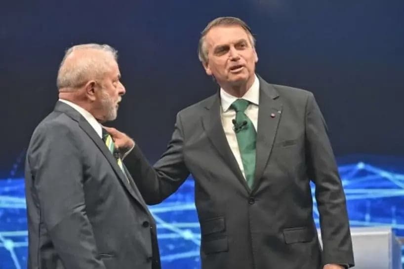 Lula e Bolsonaro se enfrentam em debate “civilizado”