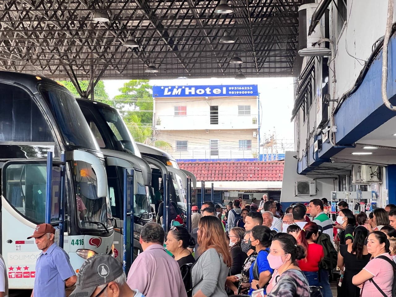 Cerca de 21 mil pessoas devem deixar a capital durante feriado