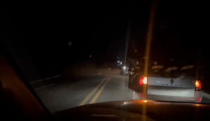 Situação piora, caminhoneiros colocam ‘carrada de barro’ na BR-174