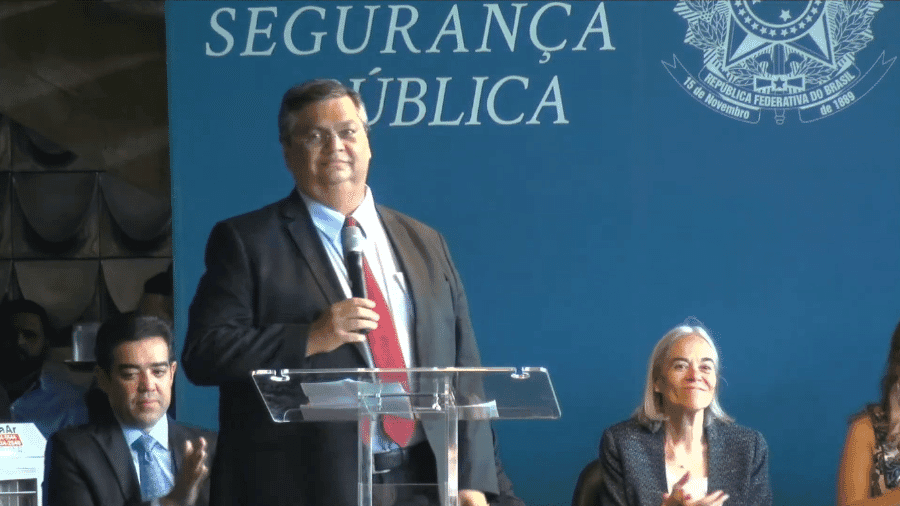 Ministro da Justiça toma posse prometendo resolver caso Marielle