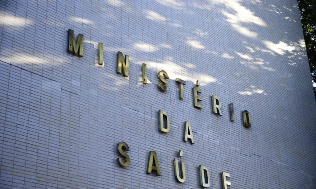 Ministério da Saúde aprova plano para reduzir fila de cirurgias no SUS