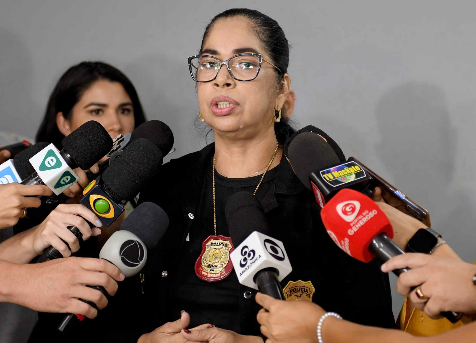 Professor de 59 anos é preso por estuprar três alunas em Manaus