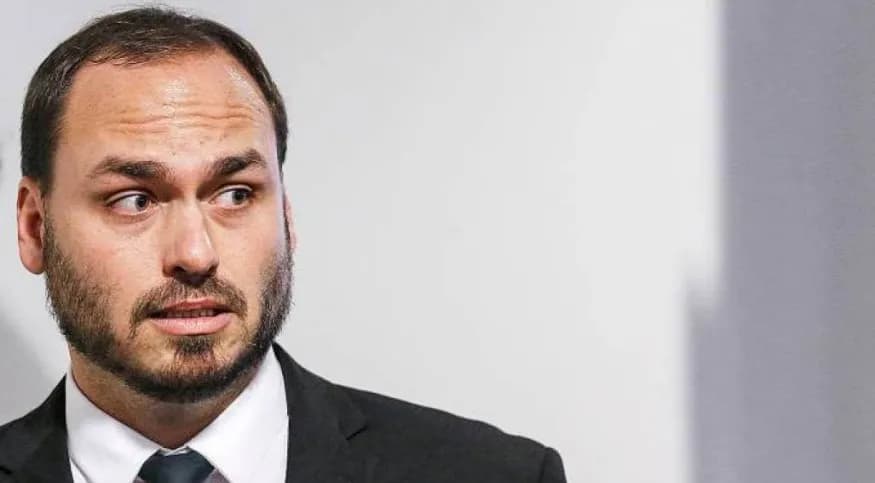 Alexandre de Moraes autoriza acesso de Carlos Bolsonaro às investigações da PF sobre “Abin paralela”