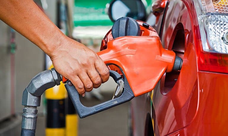 Estados vão aumentar ICMS sobre gasolina em R$ 0,10 a partir de fevereiro