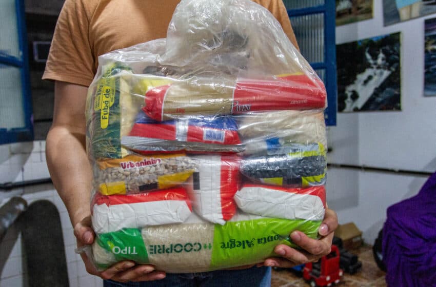 Custo da cesta básica cai em 13 capitais brasileiras