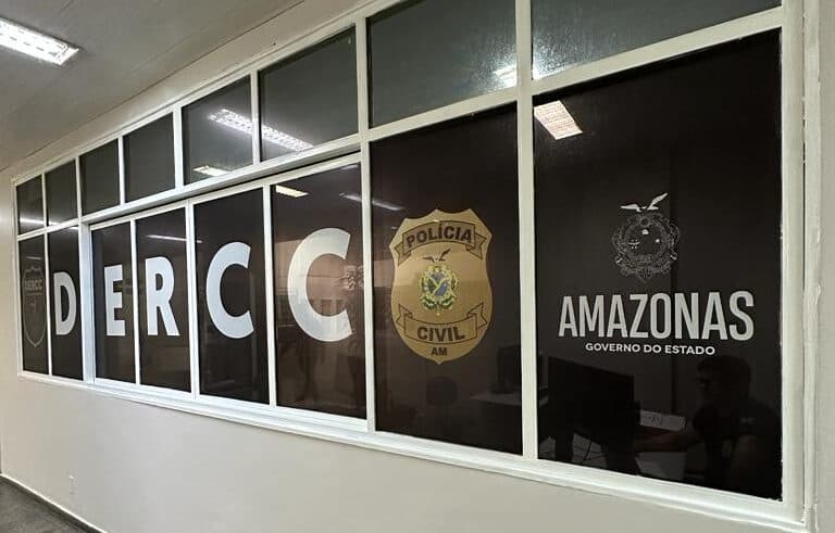 Polícia apreende adolescentes que mantinham perfis de terrorismo em Manaus