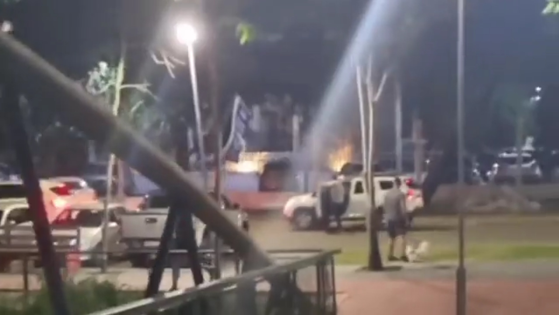 Vídeo registra tiroteio no Passeio do Mindú
