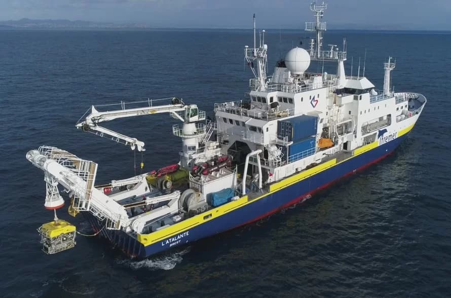 Busca por submarino: Destroços são encontrados perto do Titanic, diz Guarda Costeira