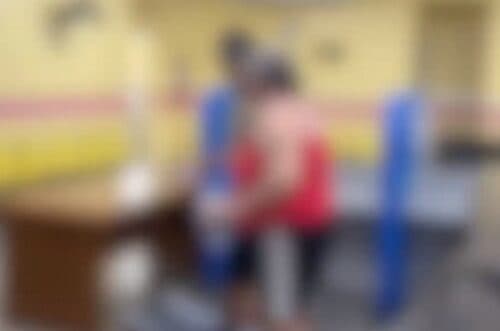 Homem é preso após espancar idosa deficiente de 66 anos em Manaus