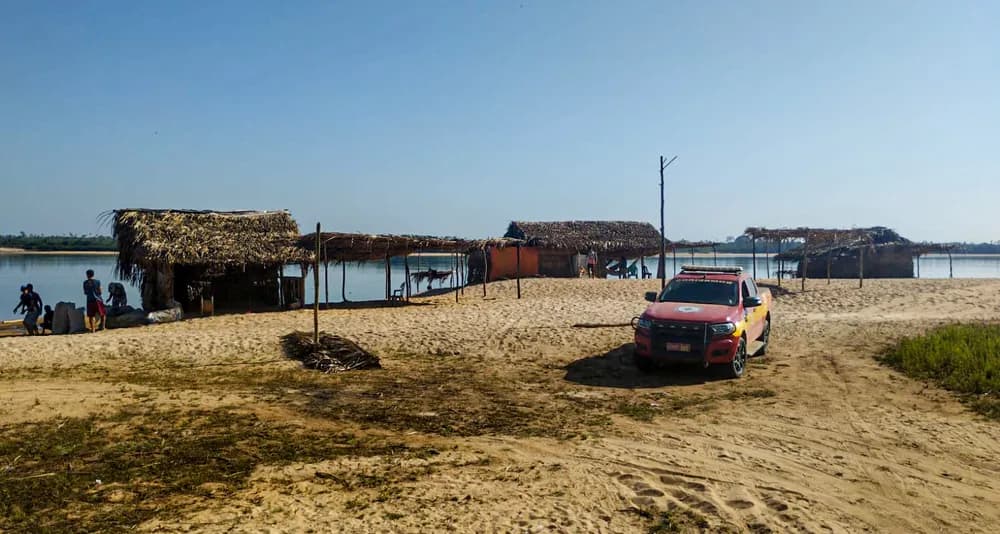 Jovem desaparece durante banho em praia e corpo é encontrado pelos Bombeiros