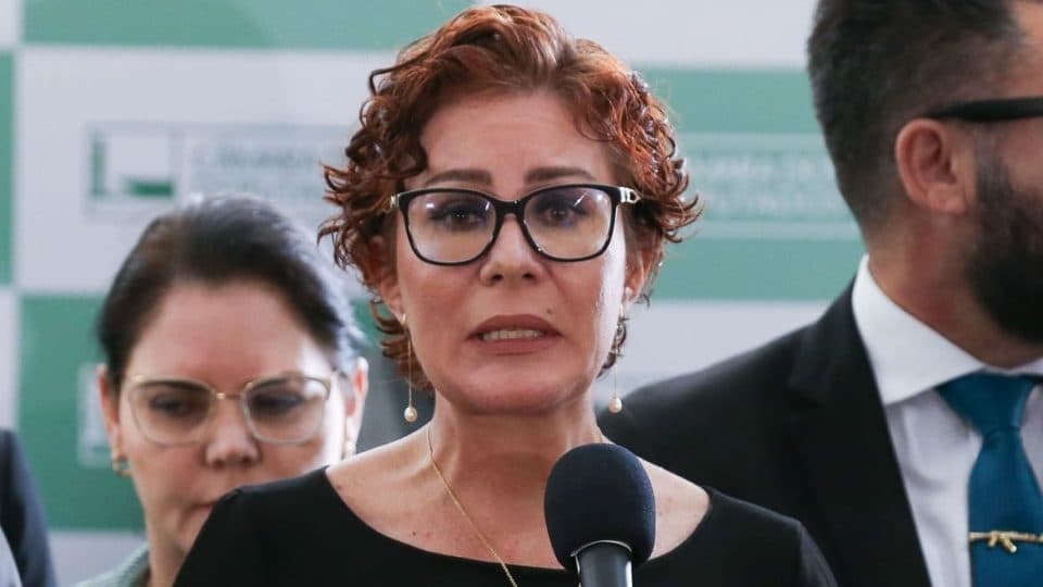 “Não vou entregar Bolsonaro, não tem o que entregar”, diz Zambelli