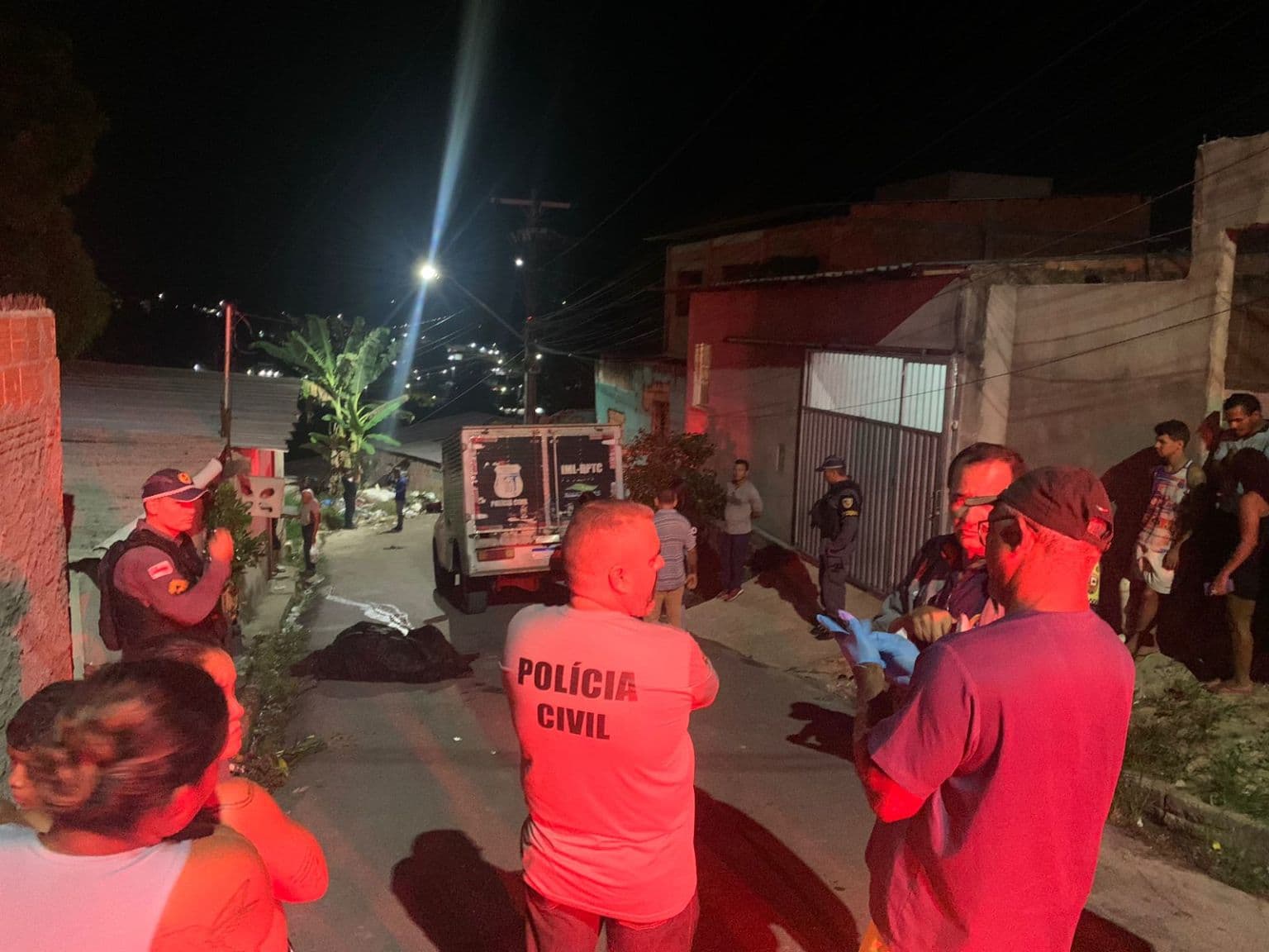 Duas pessoas da mesma família são mortas na zona Leste de Manaus