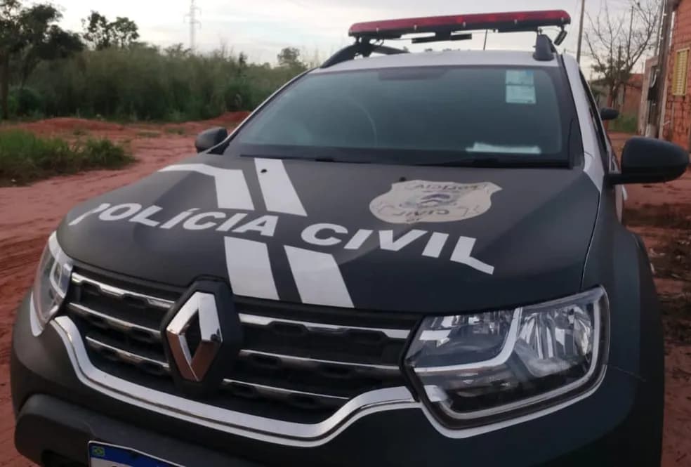 Homem vai a delegacia registrar furto de moto e é preso por não pagar pensão alimentícia, no TO