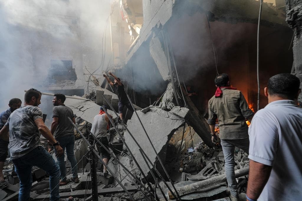 Palestinos que se deslocarem para o sul de Gaza receberão ajuda humanitária, anuncia Israel