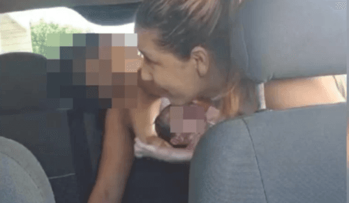 VÍDEO: “Parto no Uber” motorista filma momento em que mãe dá à luz dentro do carro